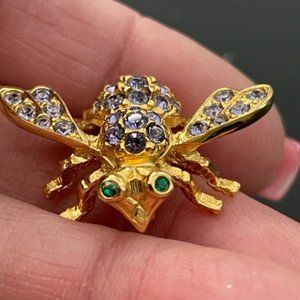 Vintage Joan Rivers bee pin with lavender rhinestones